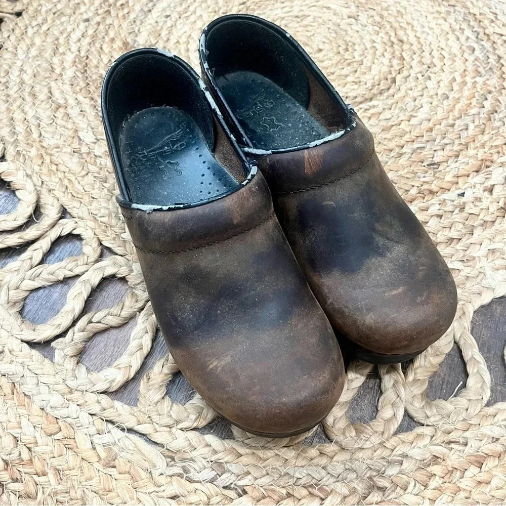 Dansko Professional Clog Women's 8M EU38 Brown Antique Oiled